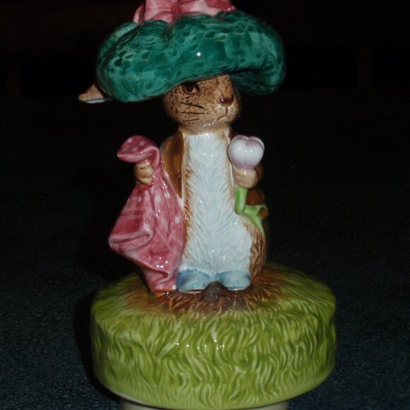 Tale Of Benjamin Bunny Schmid Music Box Beatrix Potter Plays Send In The Clowns - Picture 2 of 8